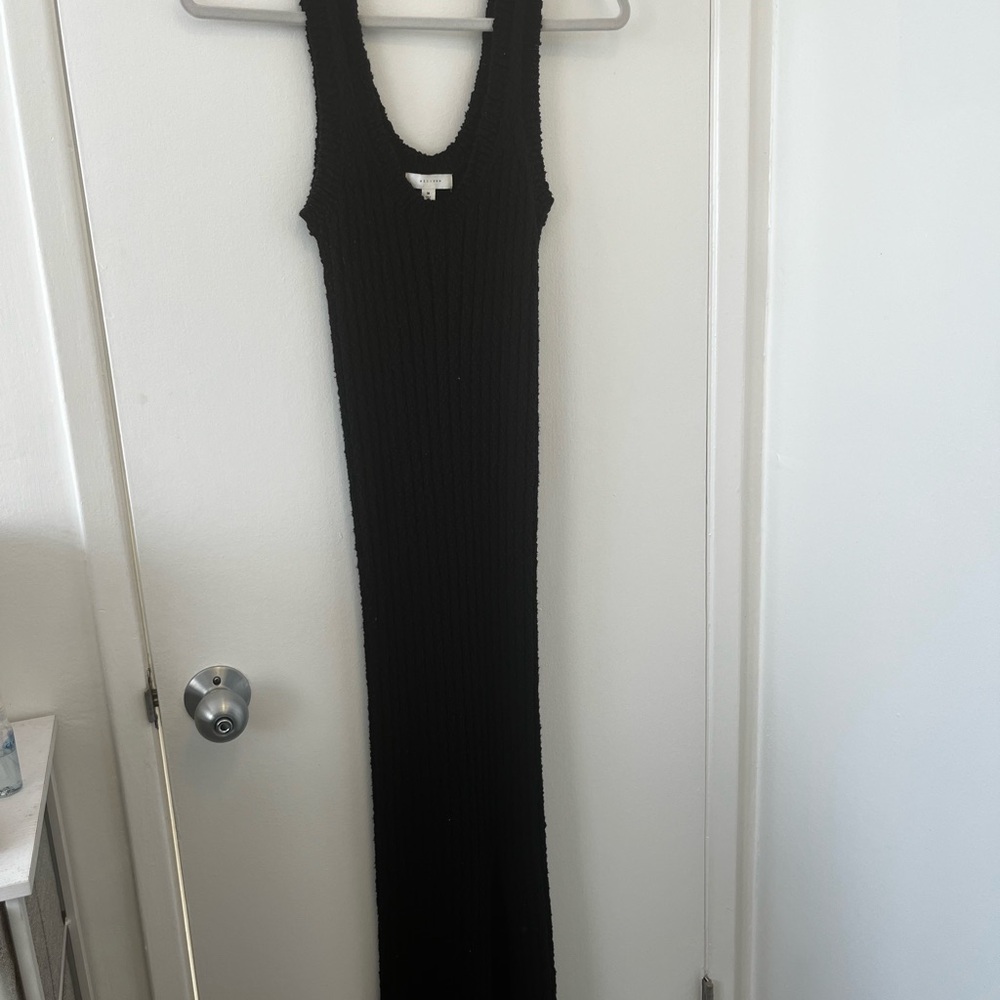 Black Sleeveless Knit Dress